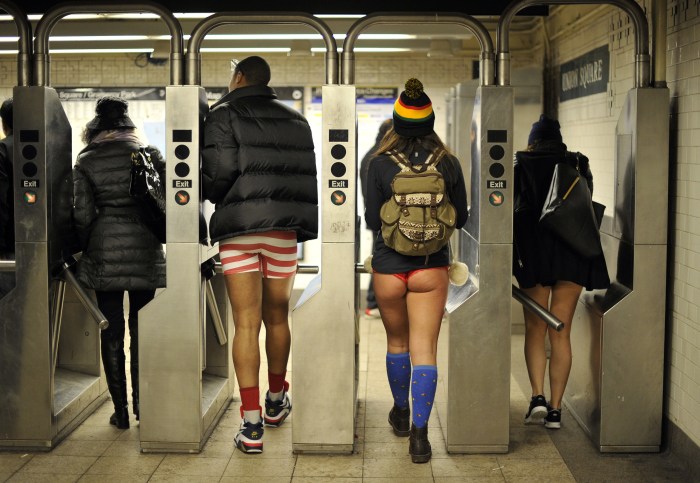 No Pants Subway Ride Moscow