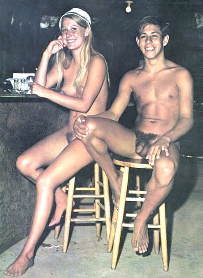 Erotic-Retro-nudists schoolchildren