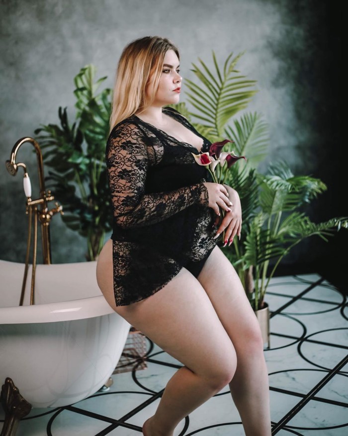 Broad hips short legs