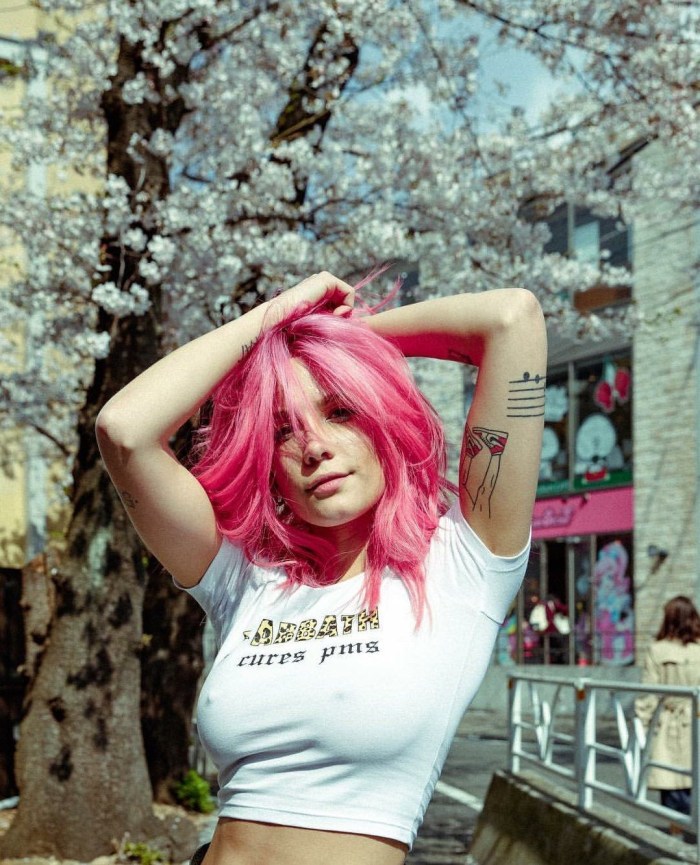 Cool girls with pink hair