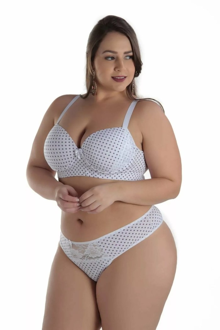 Saiz model Jessica Milagros