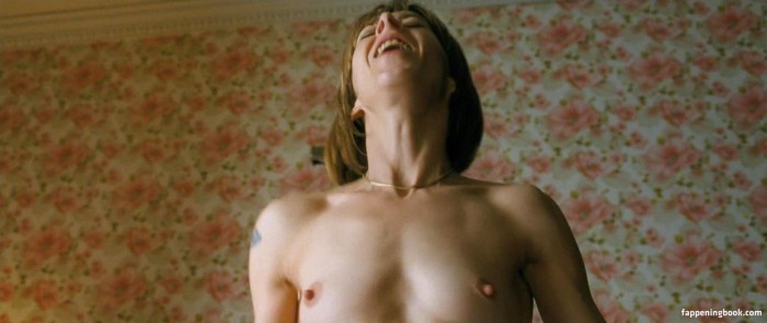 Kate Dicky breasts
