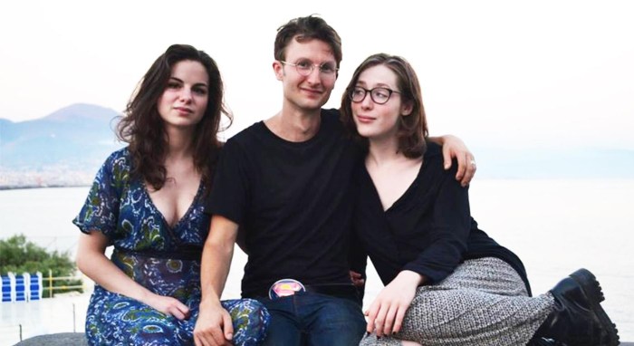 Film Drama Cheating Wife