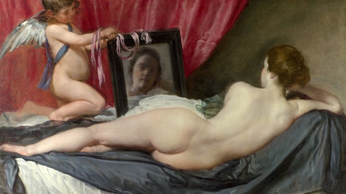 Vanessa Scott in bed