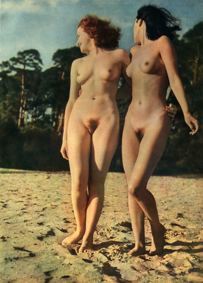 Naked women of the thirties