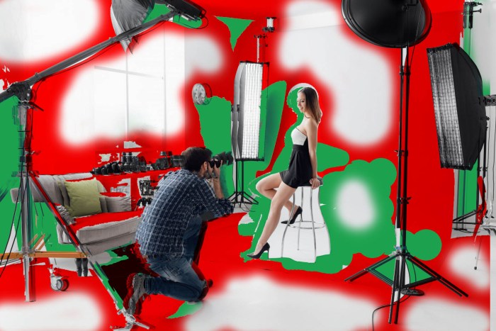 Larisa aesthetics is red