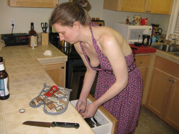 Cody Is Cooking Up Something Hot and Spicy in the Kitchen Masturbation