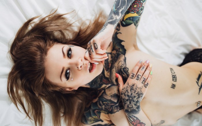 Jessica Workman in underwear