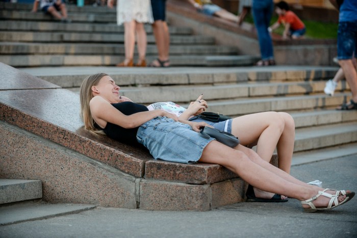 Girls are exposed on the street