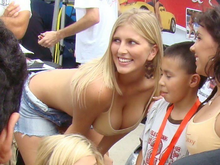 Stares on large breasts