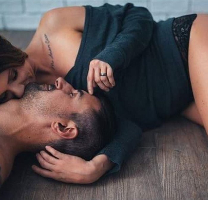 Hugs of men and women