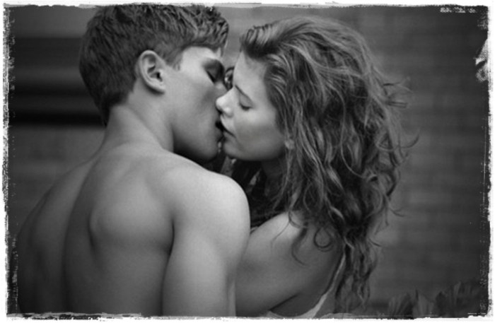A passionate kiss