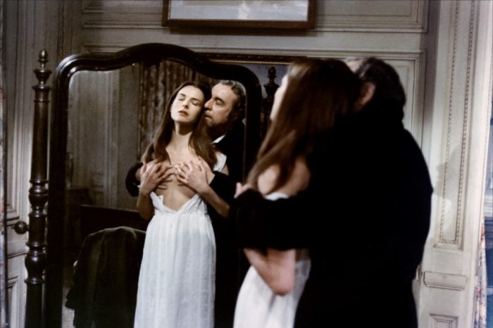 Karol Buke hot videos