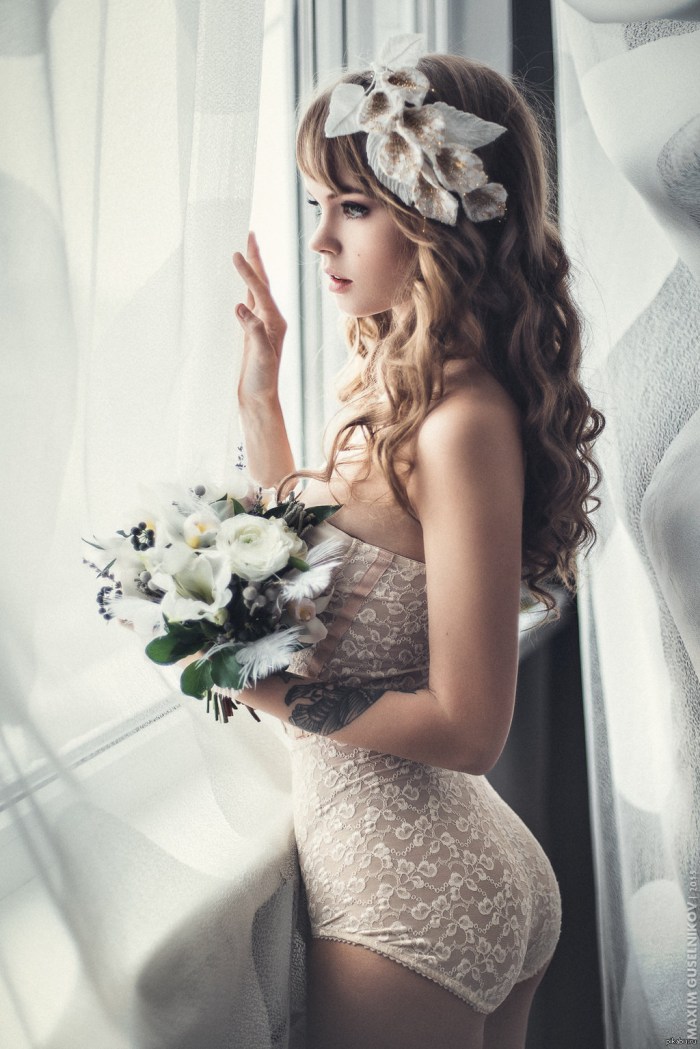 Anastasia Shcheglova bride