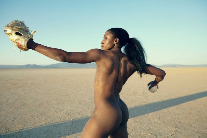 Naked Pamela Dos Santos