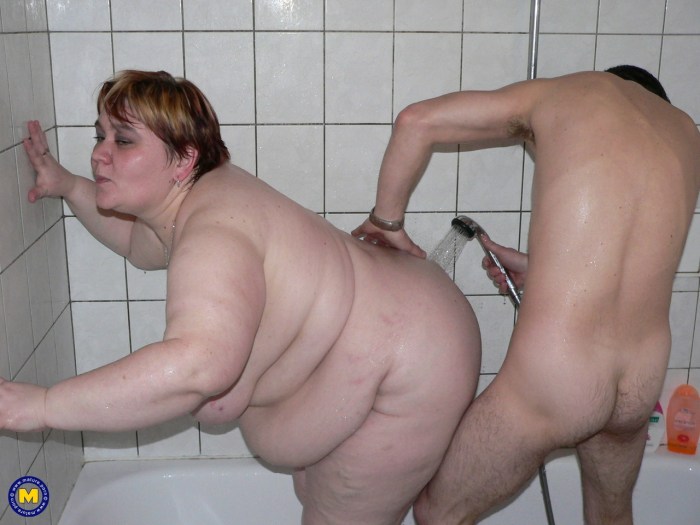 Morning Sex with Brunette in the Bathroom