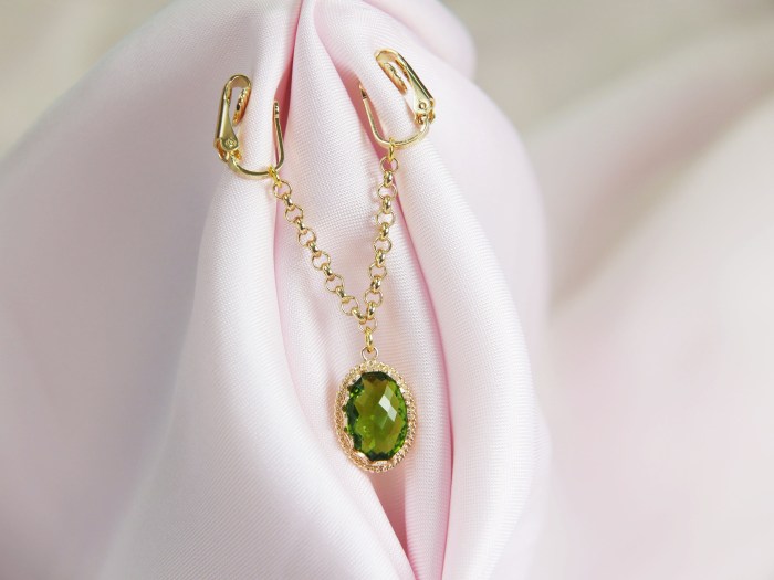 Rose looks like a female