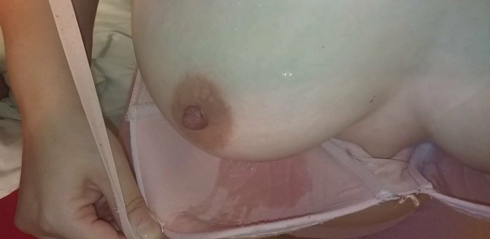 Fuck between boobs in a bra