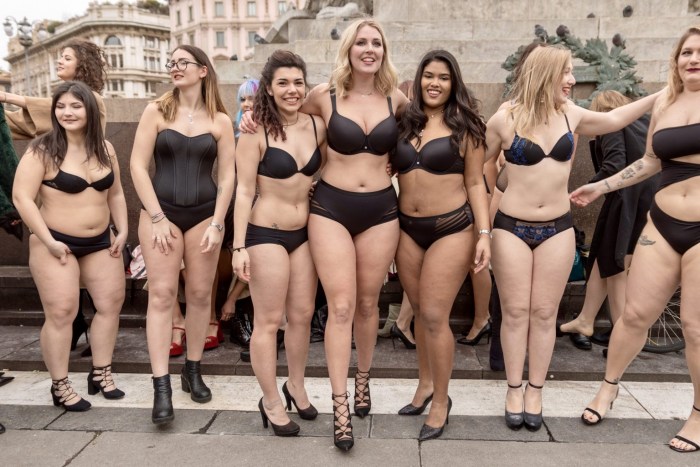 Different figures of girls