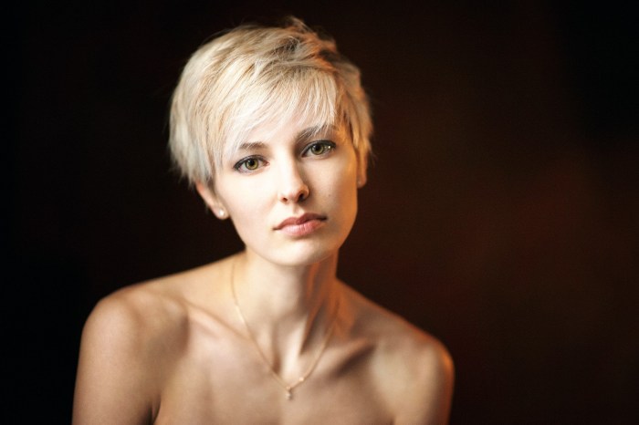 Short haircuts for girls