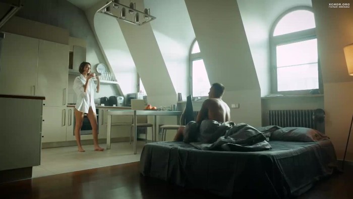 Aksyonova love naked in the series Major