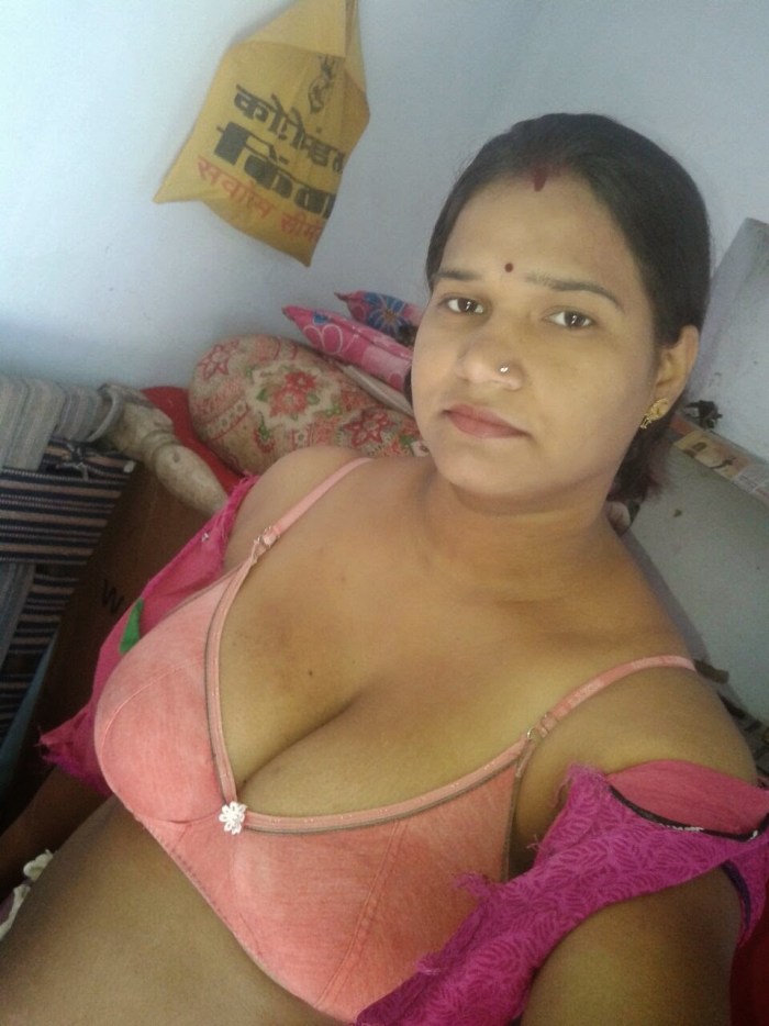 Transparent Blouse Indian Aunty XXX Pussy