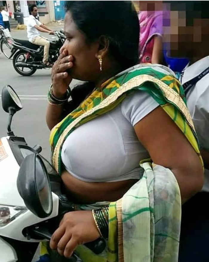 Indian Village Saree Lift