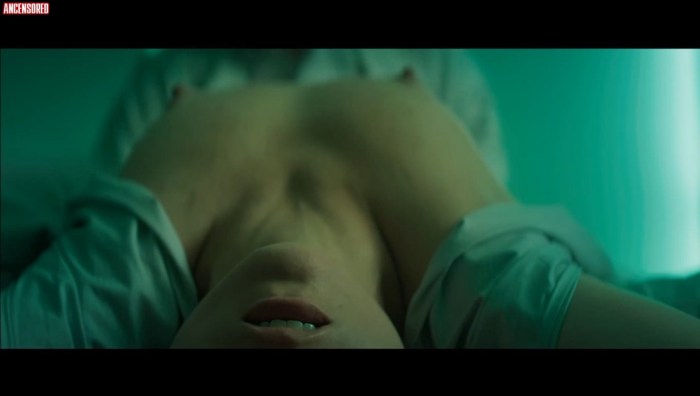 Monica DDLK on the beach