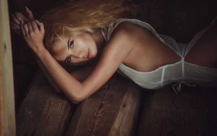 Dmitry Borisov Model: Elvira