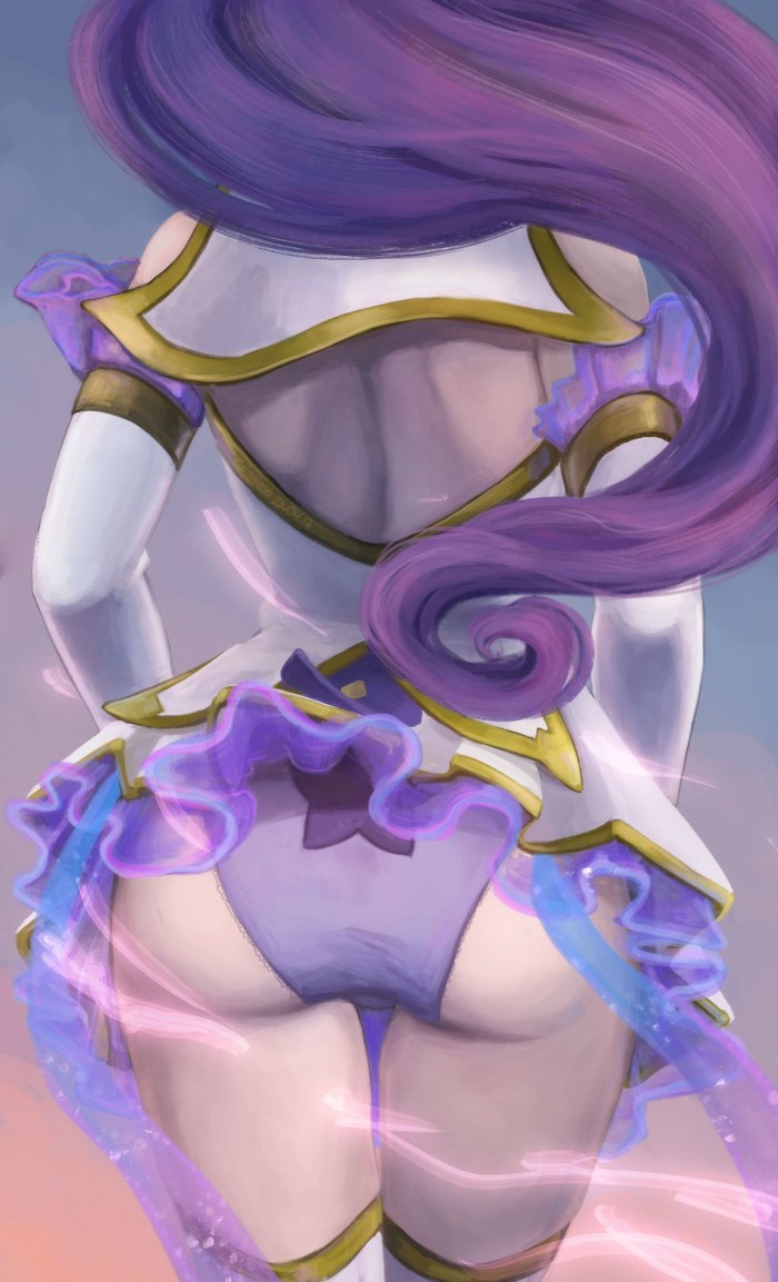 Anime girls in shorts