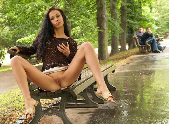 Girls lit up without panties