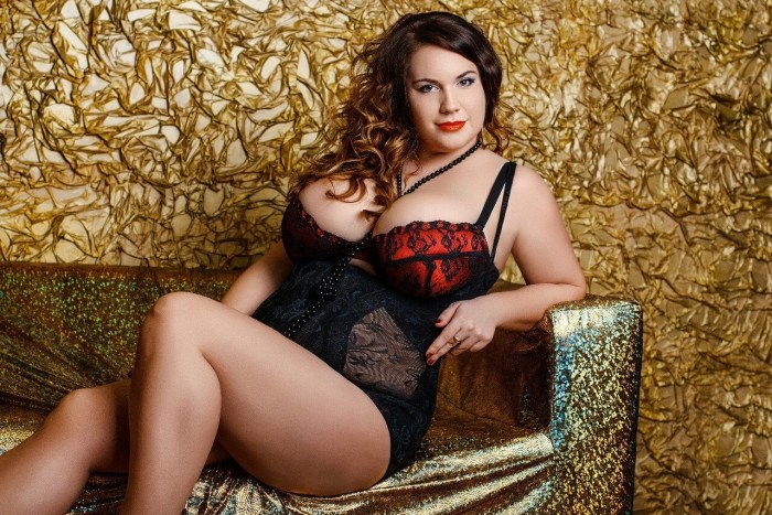 Kurvi Sharon Plus Saiz