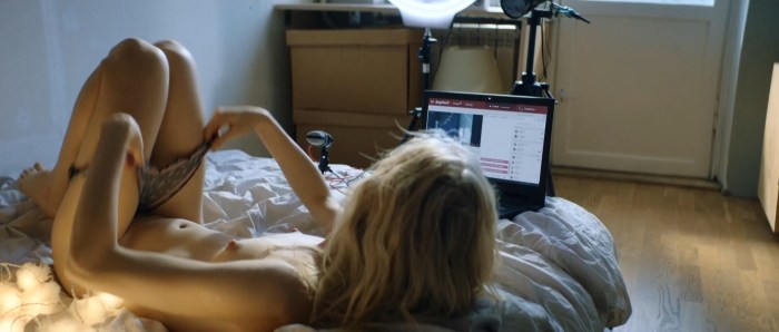 Elena Tronina actress naked