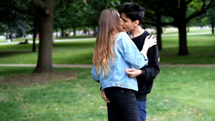 Girls in erotic shorts