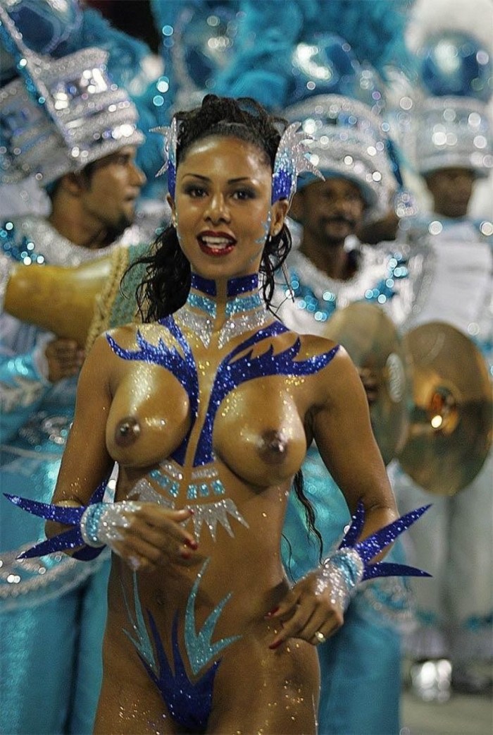 Erotic photos of Vali Carnival