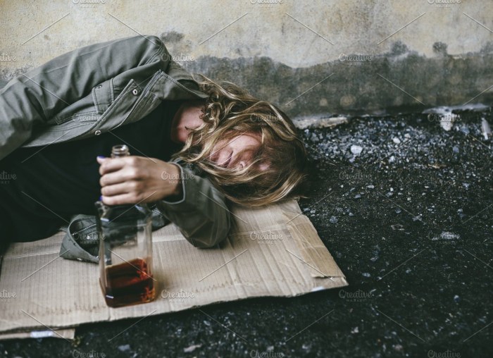 Homeless Man Rapes a Beauty with A Big Booty