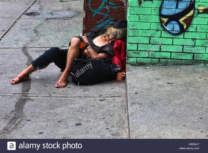 Drunk women homeless