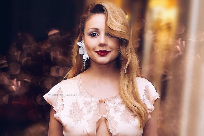 Tina Karol +18