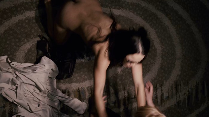 Alice Braga Queen South Sex Scene