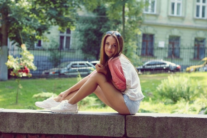 Girls 14 social networks