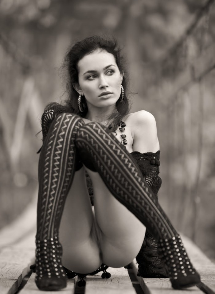 Naked Milan and her squeak