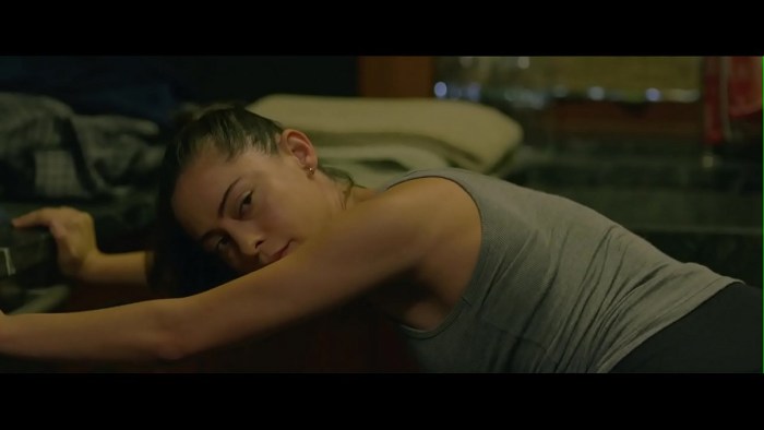 Tights broke the brunette and fucked