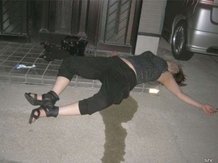 Pee in jeans teenagers