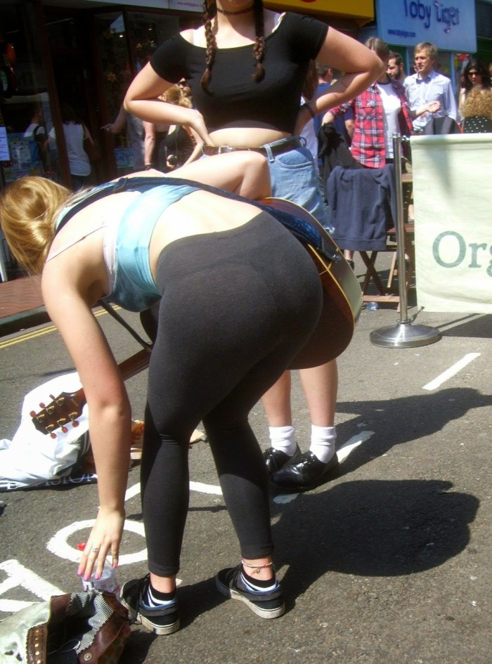 Amateur flash drive to the public