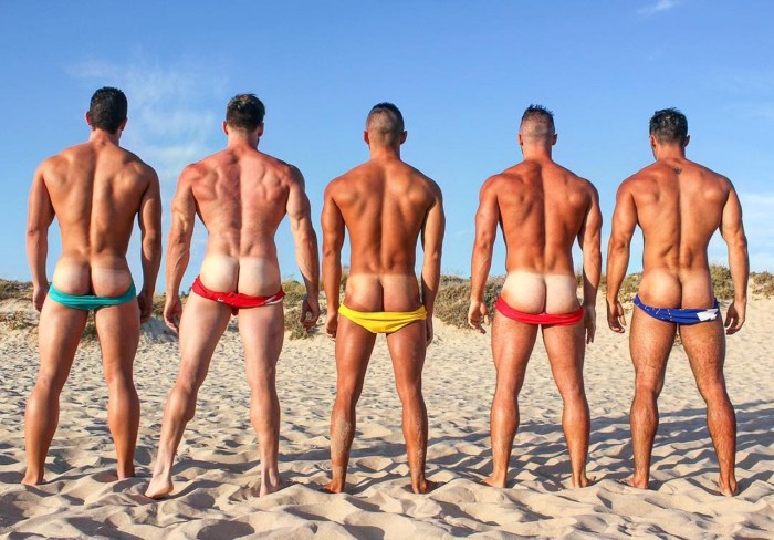 Girls show anus on the street