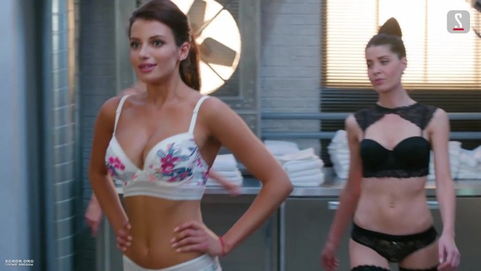 Mila Sivatskaya in the underwear Grand Lyon