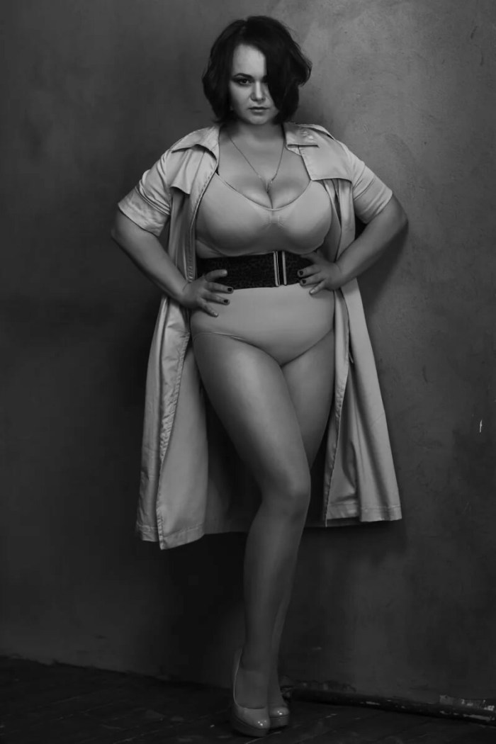 Ekaterina Skulkina model plus saz