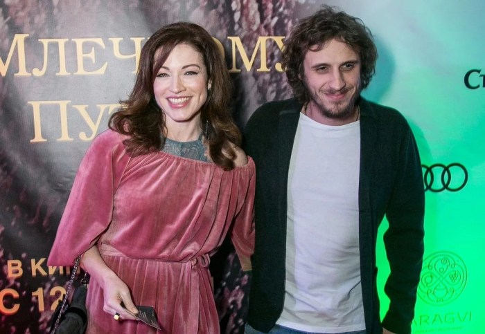 Elena Khmelnitskaya naked