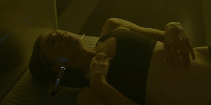 Katie Sakhoff Hot photo Halloween resurrection