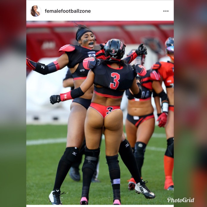 Women's American football naked
